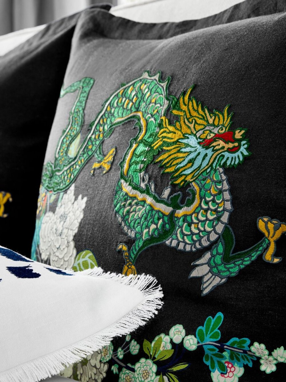 Schumacher x Williams Sonoma Chiang Mai Printed Duvet Cover & Shams - Picture 3 of 4